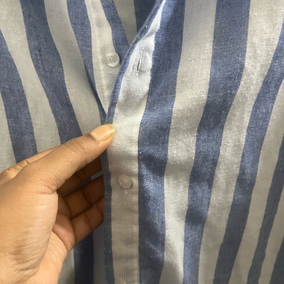 Blue and White Striped Button-Up Shirt - Picture 4 of 6